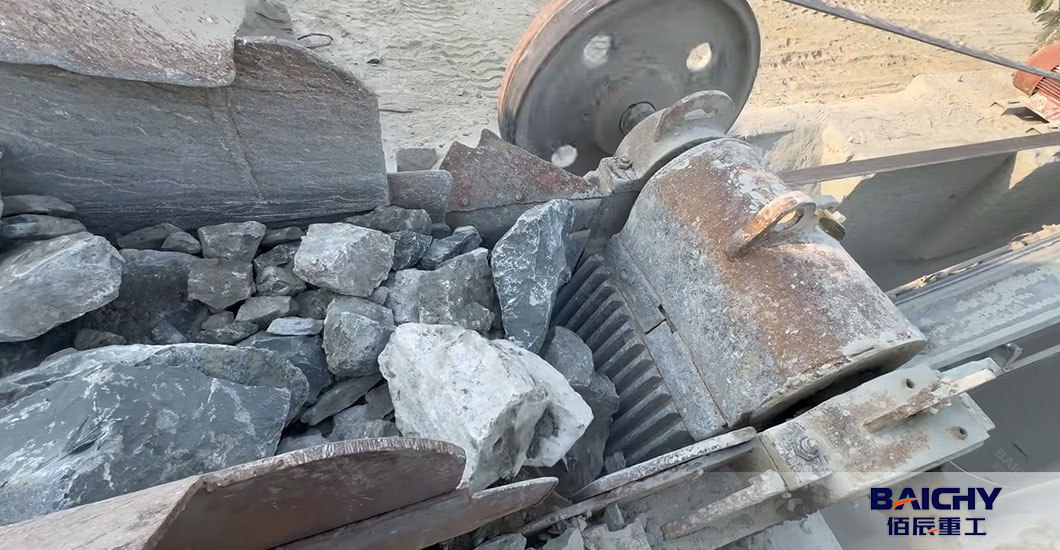 Why Is Jaw Crusher Jamming or Not Feeding? 5 Causes & Practical Soltuion
