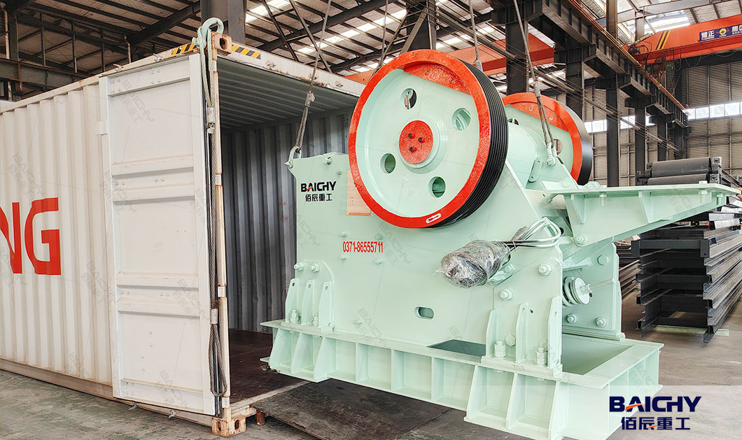 Jaw-crusher-C90-delivery02