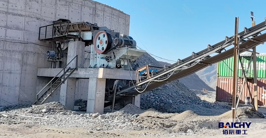 Sizing a Primary Crusher for 300 TPH Output: Calculating Nameplate Capacity vs. Actual Production